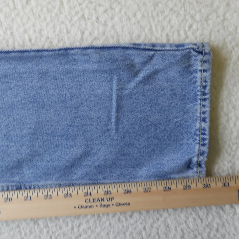 Goodfellow & Co Jeans Mens 30x30 Light Wash Denim Straight Leg Classic
